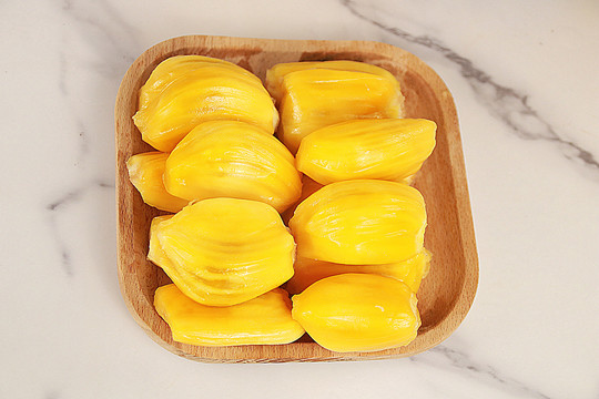 仙人坝的红衣兜