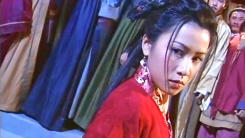 五旬老太整顿家门 产品图片