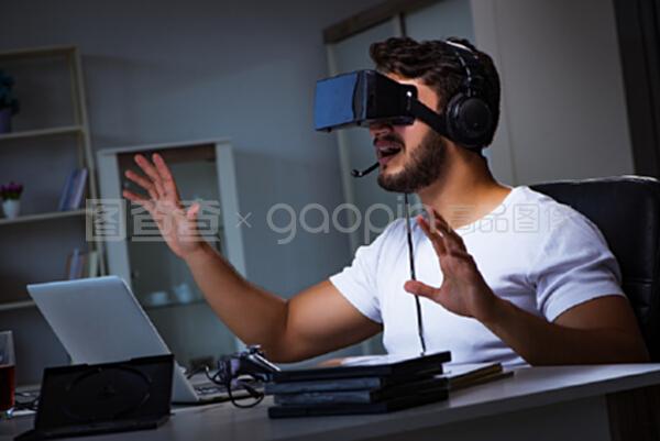 一代妖狐 推荐视频