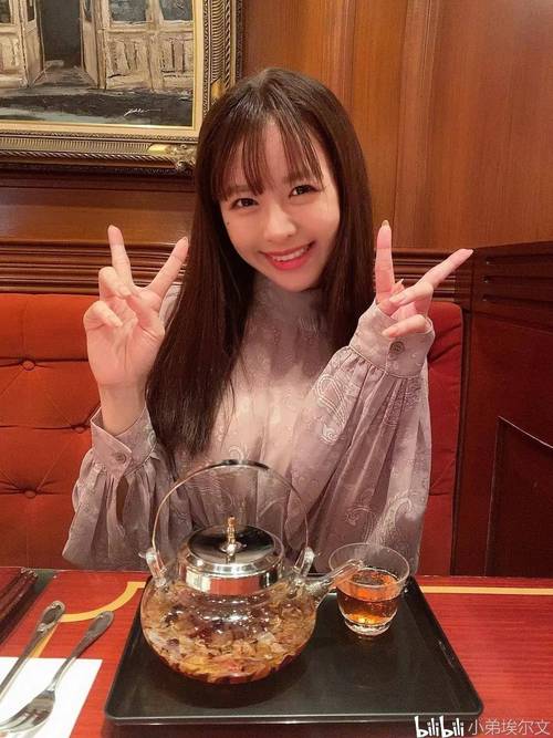 Cop a Half 推荐视频