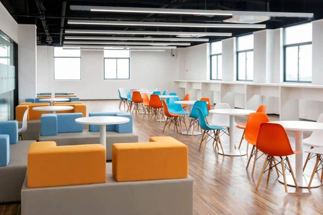 Dayı： Bir Adamın Hikayesi 2 推荐视频