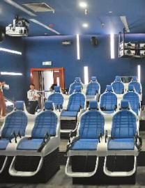 Shetty小姐Polishetty先生 推荐视频