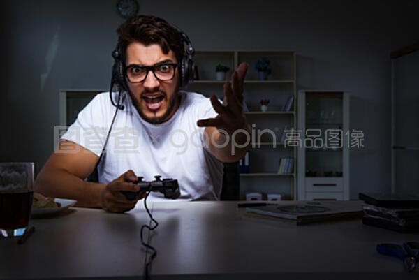 亏成首富从游戏开始日语版 推荐视频