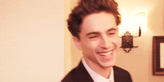 假日旅馆 推荐视频