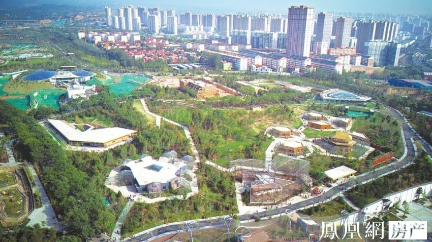 他夏天住在楼下 推荐视频