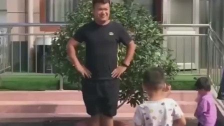 什么，我是机器人 推荐视频