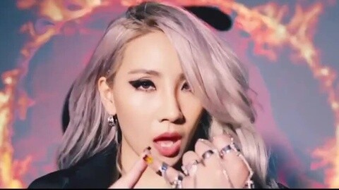 假日旅馆 推荐视频