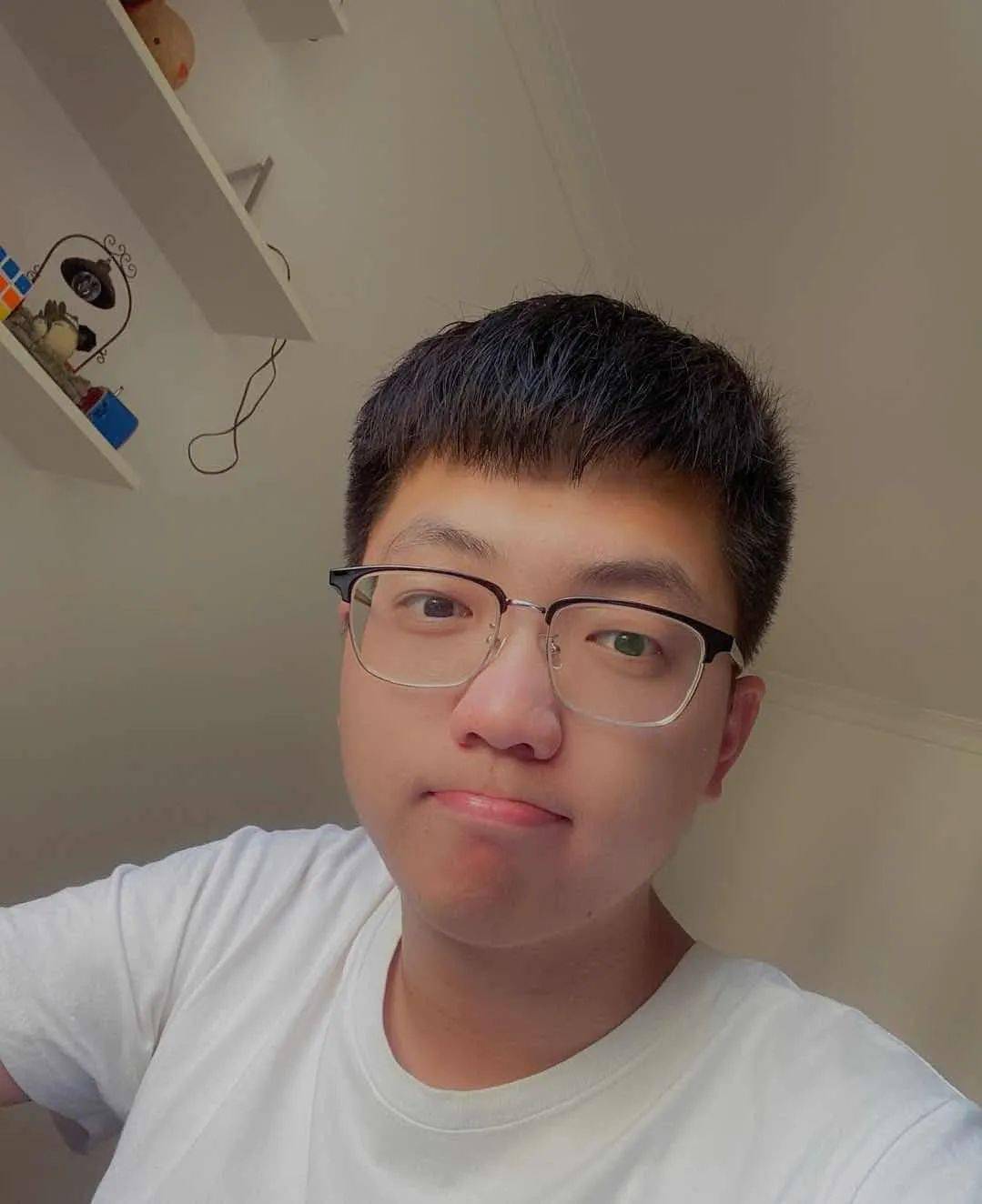 Not an Artist 推荐视频