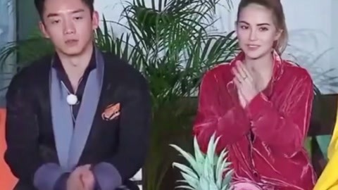 偷偷爱你 推荐视频