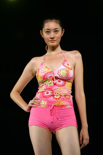 一栋公寓 推荐视频