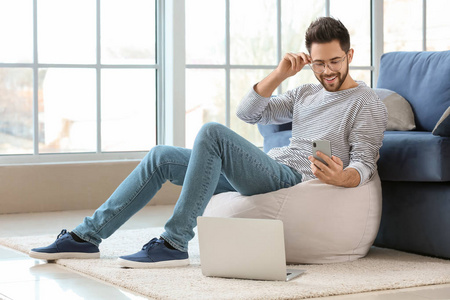 一家老小向前冲（安徽话） 推荐视频